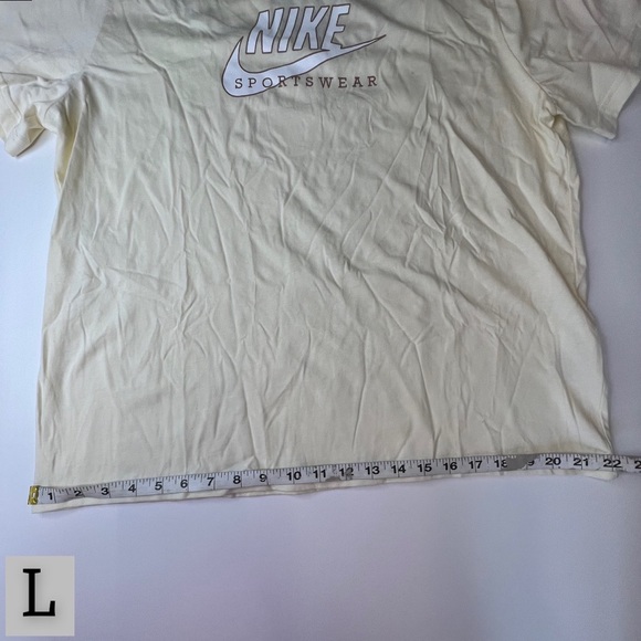 NIKE Pale Yellow Signature Tee Shirt, Short Sleeve, Chevron Stripe Back, NWT!! - Picture 13 of 13